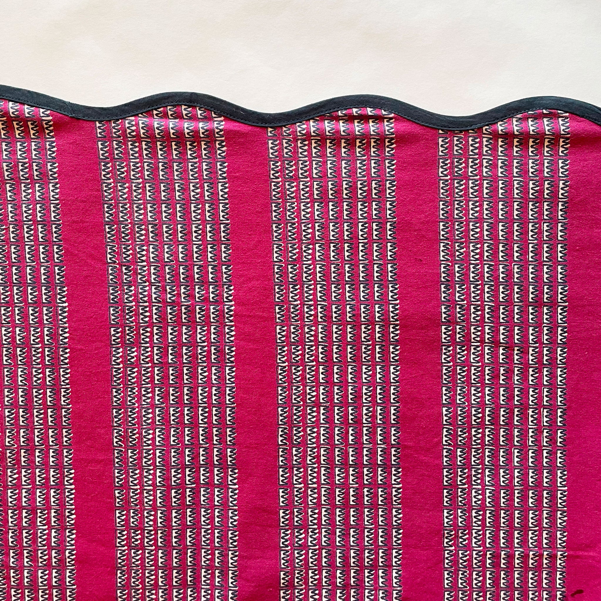 SALE Dolbi Fuschia Table Runner